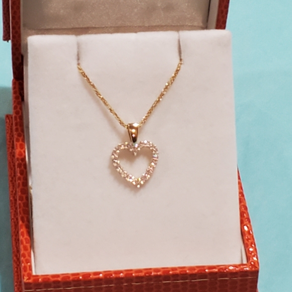 Heart Necklace - Picture 2 of 6